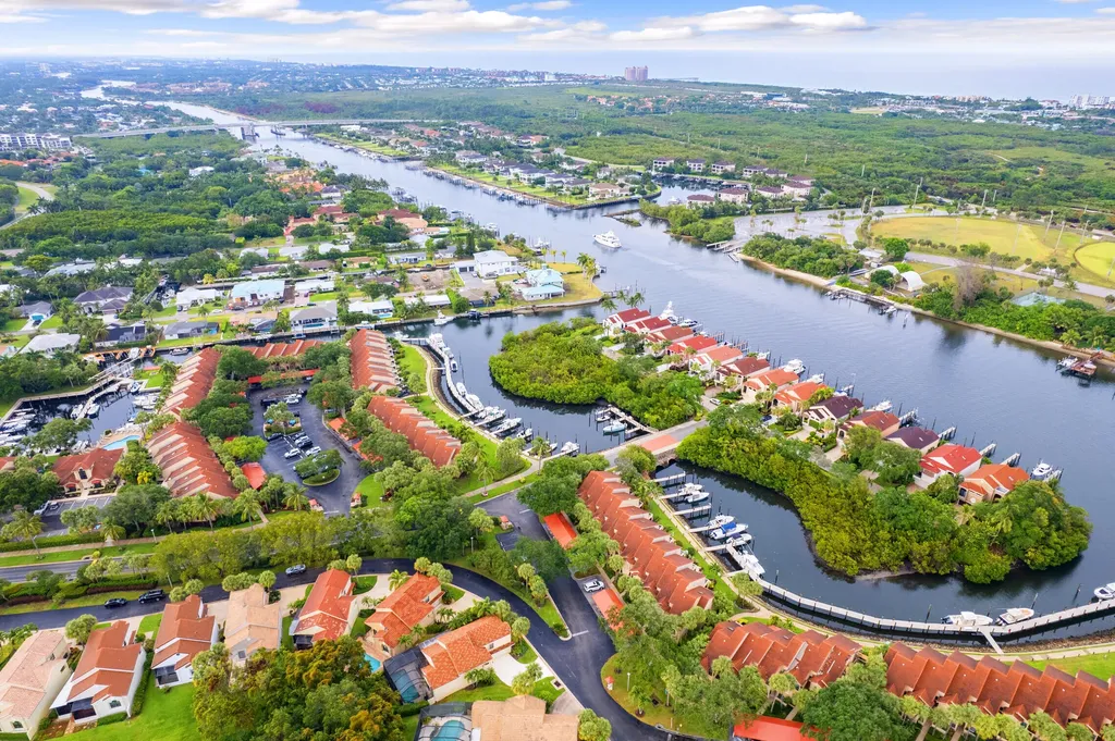2359 Treasure Isle Drive Palm Beach Gardens FL 33410