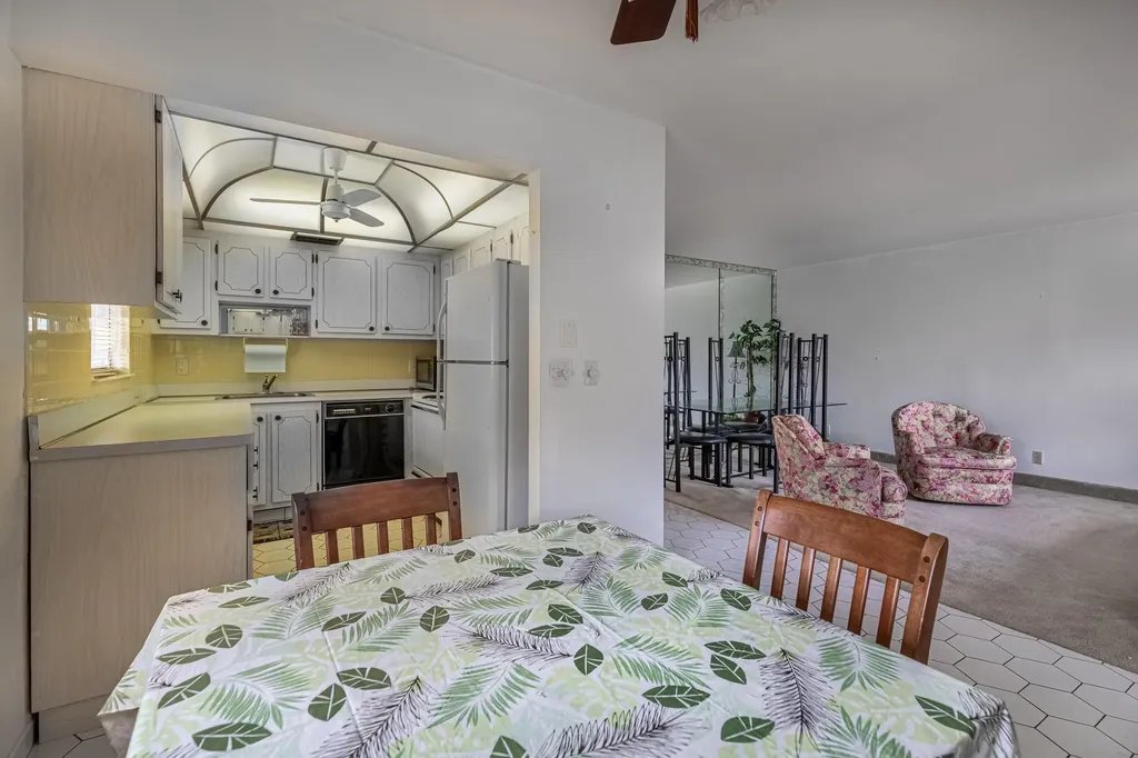 141 Saxony C Terrace Delray Beach FL 33446