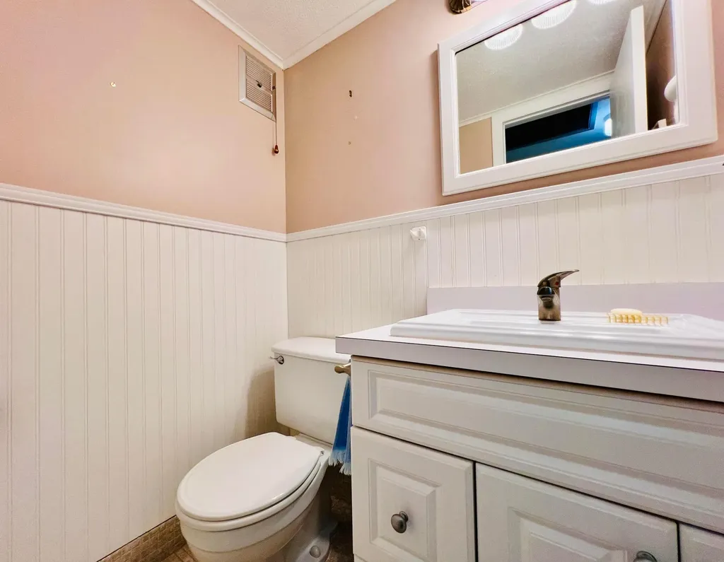 40 Dorchester B West Palm Beach FL 33417