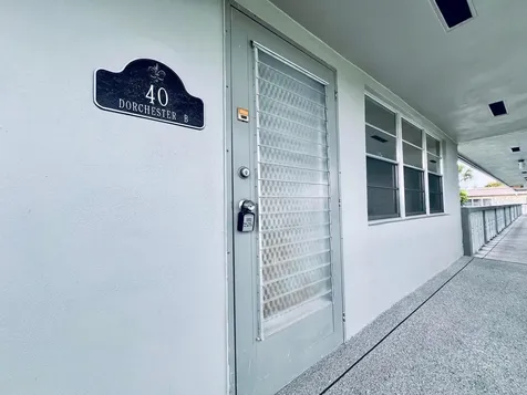 40 Dorchester B West Palm Beach FL 33417