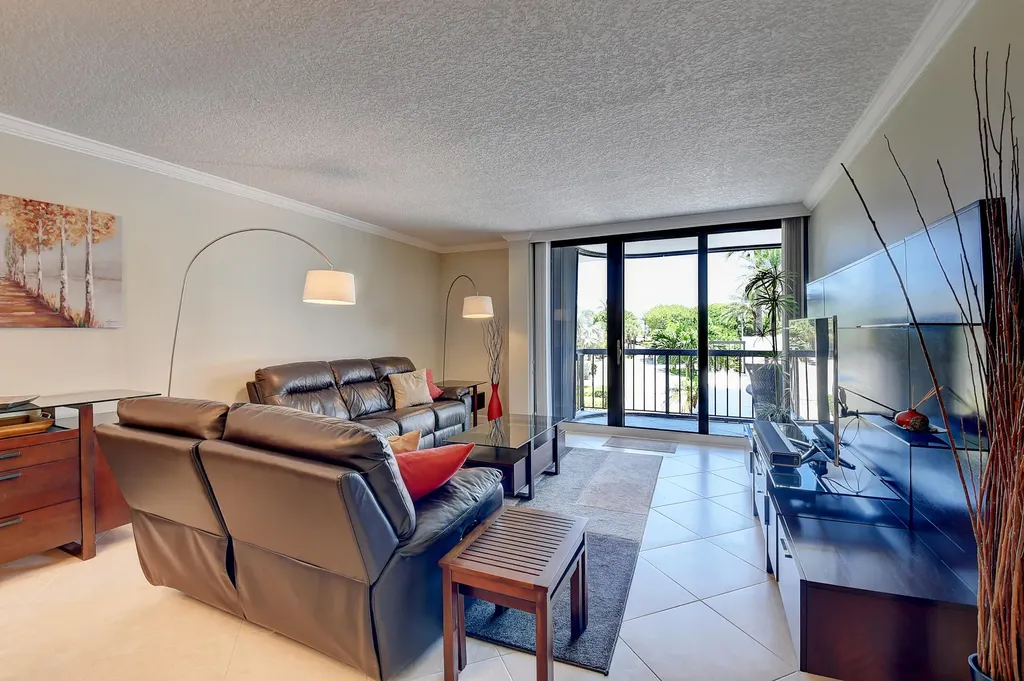 4748 S Ocean Boulevard Highland Beach FL 33487