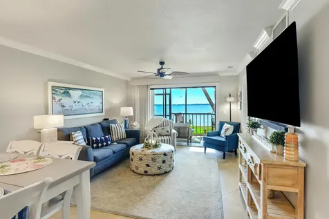 4440 NE Sandpebble Trace Stuart FL 34996