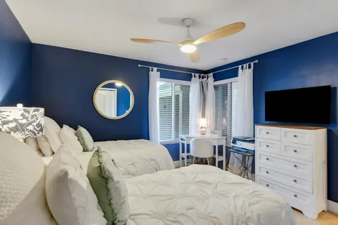 4440 NE Sandpebble Trace Stuart FL 34996