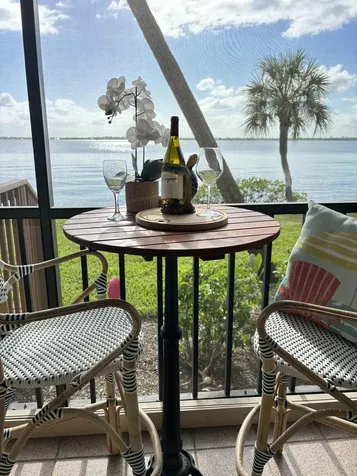 4440 NE Sandpebble Trace Stuart FL 34996