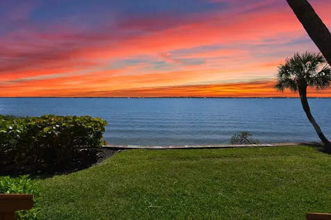 4440 NE Sandpebble Trace Stuart FL 34996