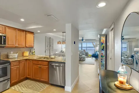 4440 NE Sandpebble Trace Stuart FL 34996