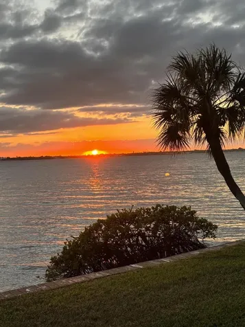 4440 NE Sandpebble Trace Stuart FL 34996