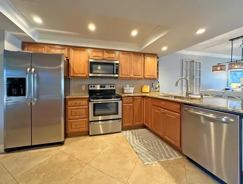 4440 NE Sandpebble Trace Stuart FL 34996