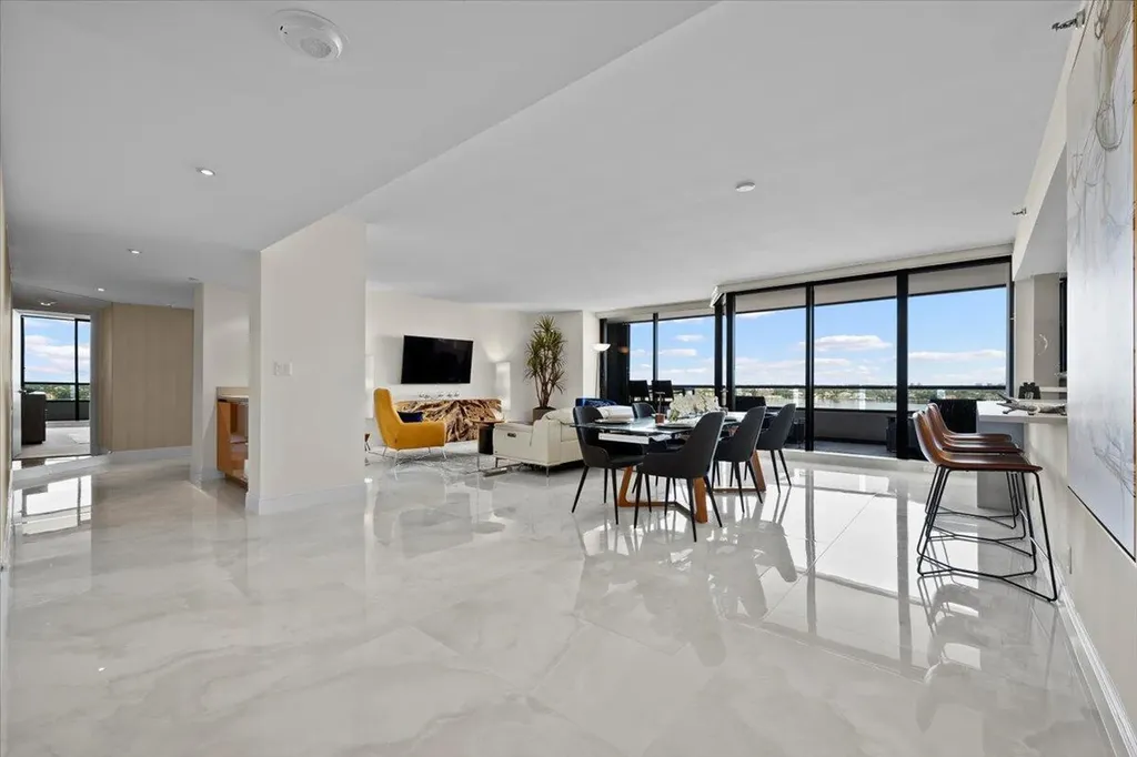 100 Lakeshore Drive North Palm Beach FL 33408