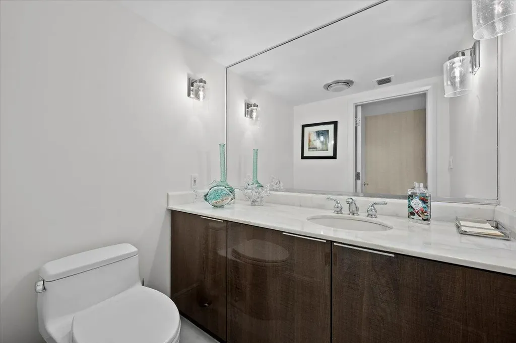 100 Lakeshore Drive North Palm Beach FL 33408
