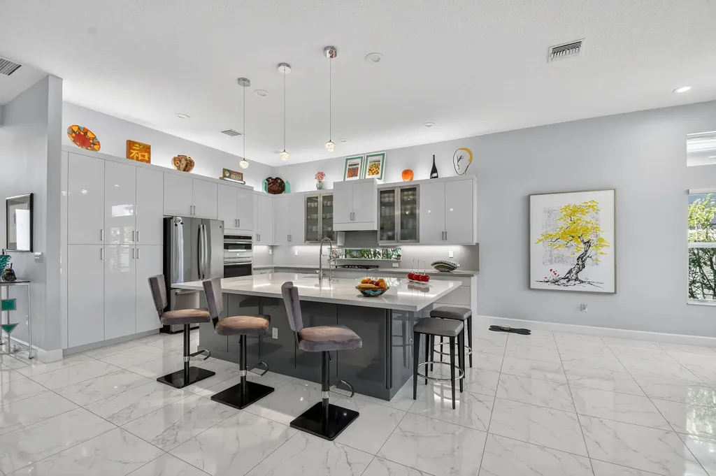 9193 Seahorse Bay Drive Boynton Beach FL 33473