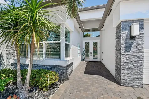 9193 Seahorse Bay Drive Boynton Beach FL 33473
