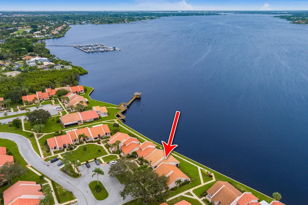 3513 SE Sandpiper Circle Port St Lucie FL 34952