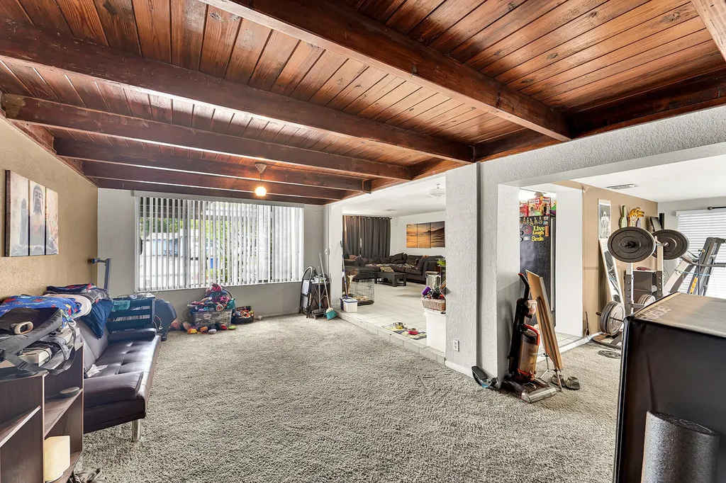 720 NE 23rd Place Pompano Beach FL 33064
