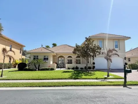 5665 61st Place Vero Beach FL 32967