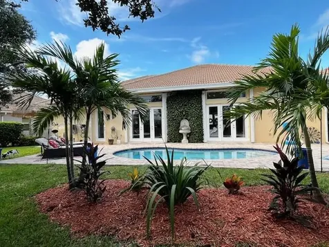 5665 61st Place Vero Beach FL 32967