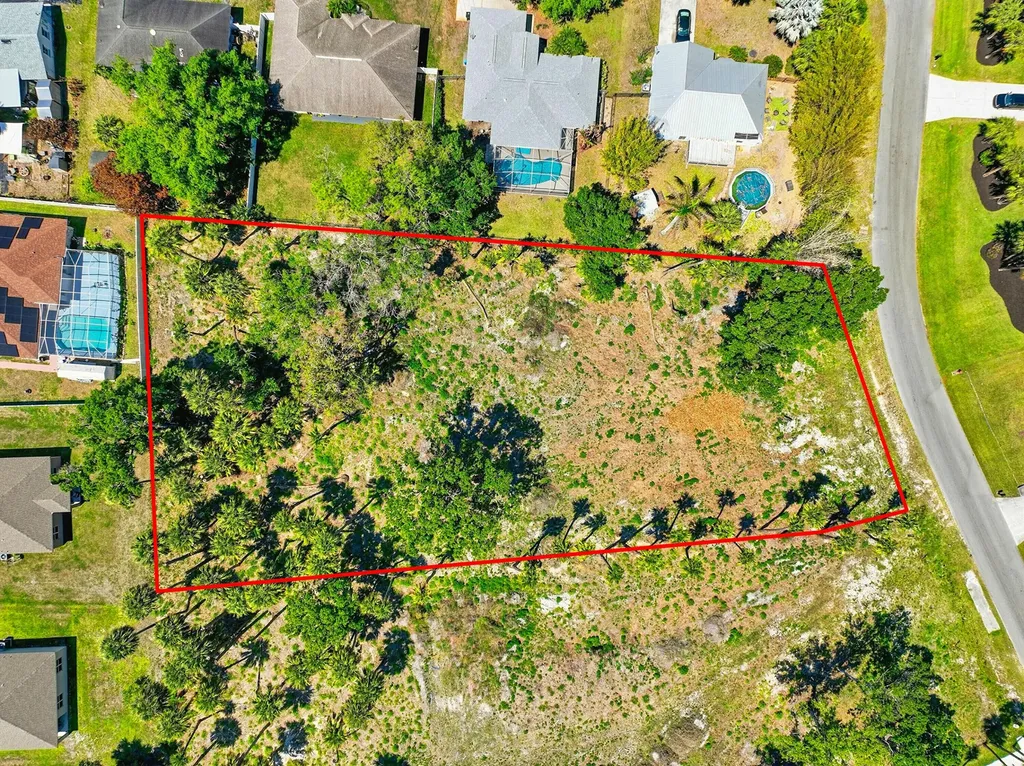 2016 SW Leafy Road Port St Lucie FL 34953