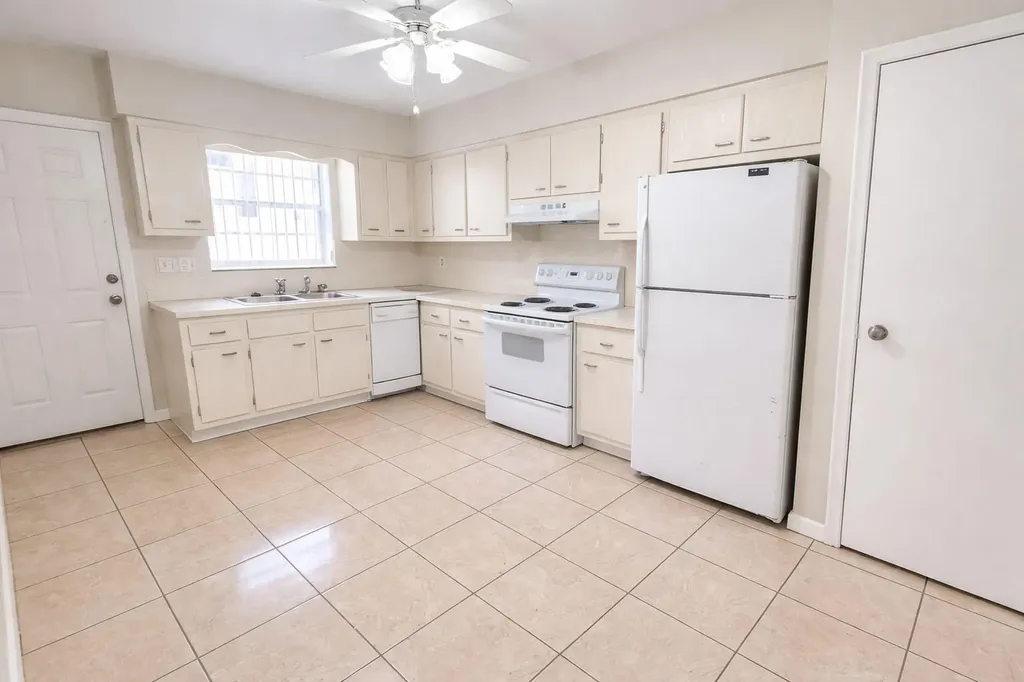 3709 Tyler Street Hollywood FL 33021