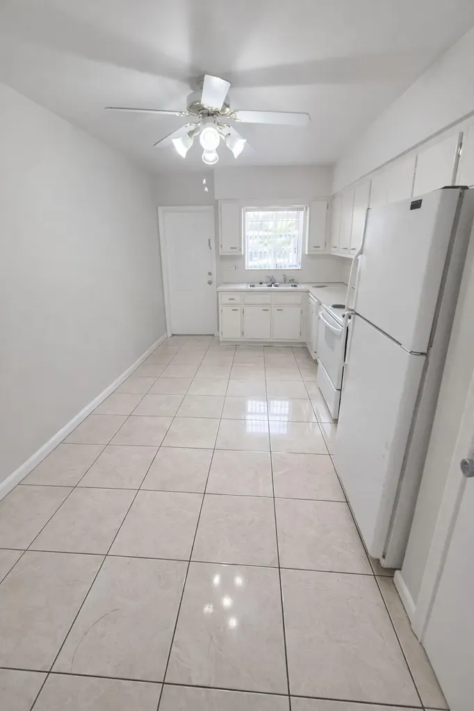 3709 Tyler Street Hollywood FL 33021
