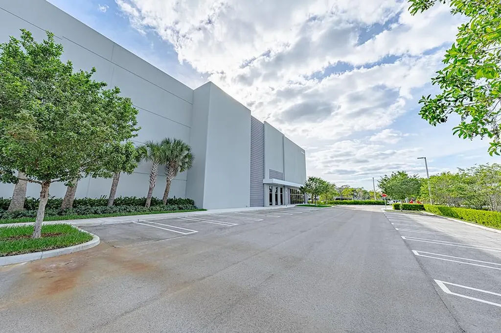 12000 NW 39th Street Coral Springs FL 33065