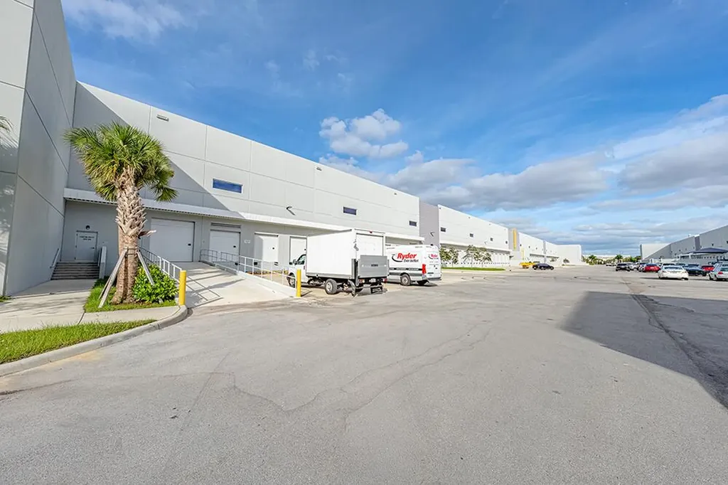 12000 NW 39th Street Coral Springs FL 33065