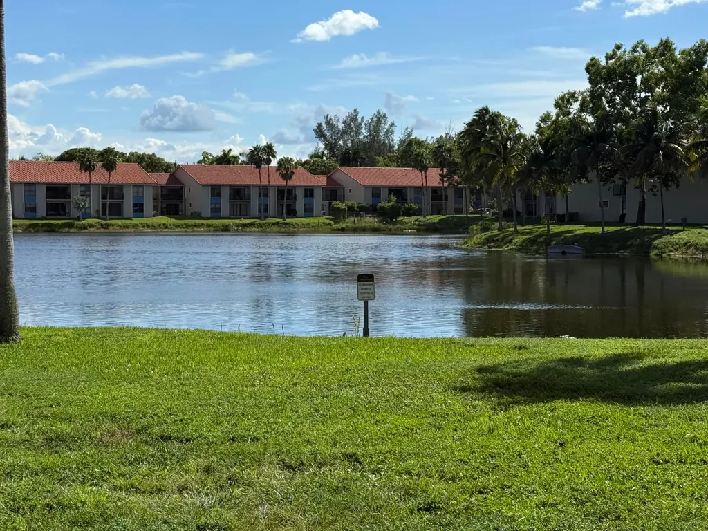 1740 Windorah Way West Palm Beach FL 33411