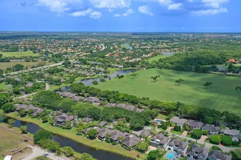 2735 Polo Island Drive E Wellington FL 33414