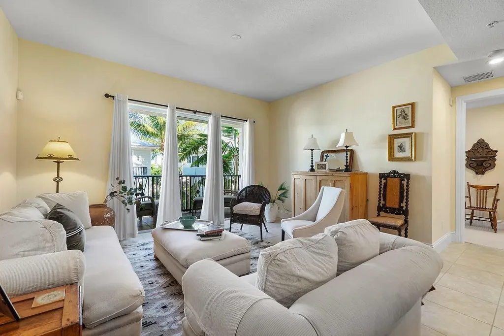 226 N Latitude Circle Delray Beach FL 33483