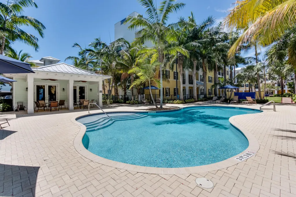 226 N Latitude Circle Delray Beach FL 33483