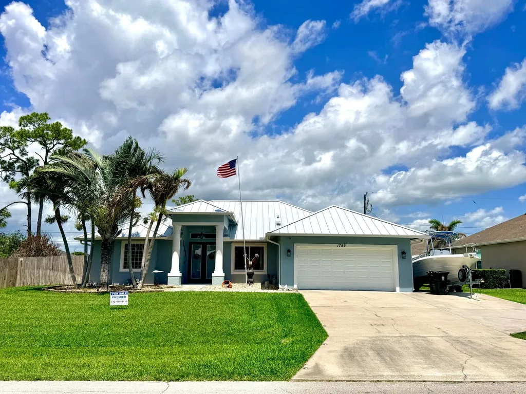 1786 SW Cordova Street Port St Lucie FL 34987