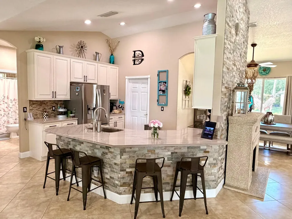 1786 SW Cordova Street Port St Lucie FL 34987