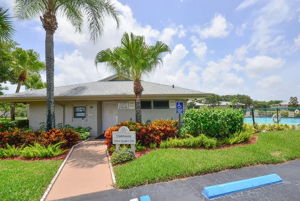 1701 Sabal Ridge Circle Palm Beach Gardens FL 33418