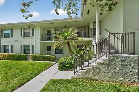 1701 Sabal Ridge Circle Palm Beach Gardens FL 33418