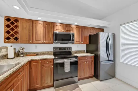 1701 Sabal Ridge Circle Palm Beach Gardens FL 33418