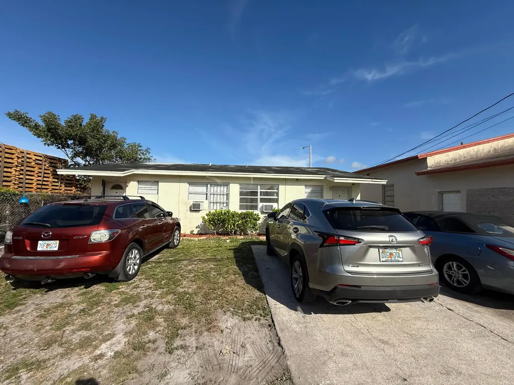 4800 Pembroke Road West Park FL 33021