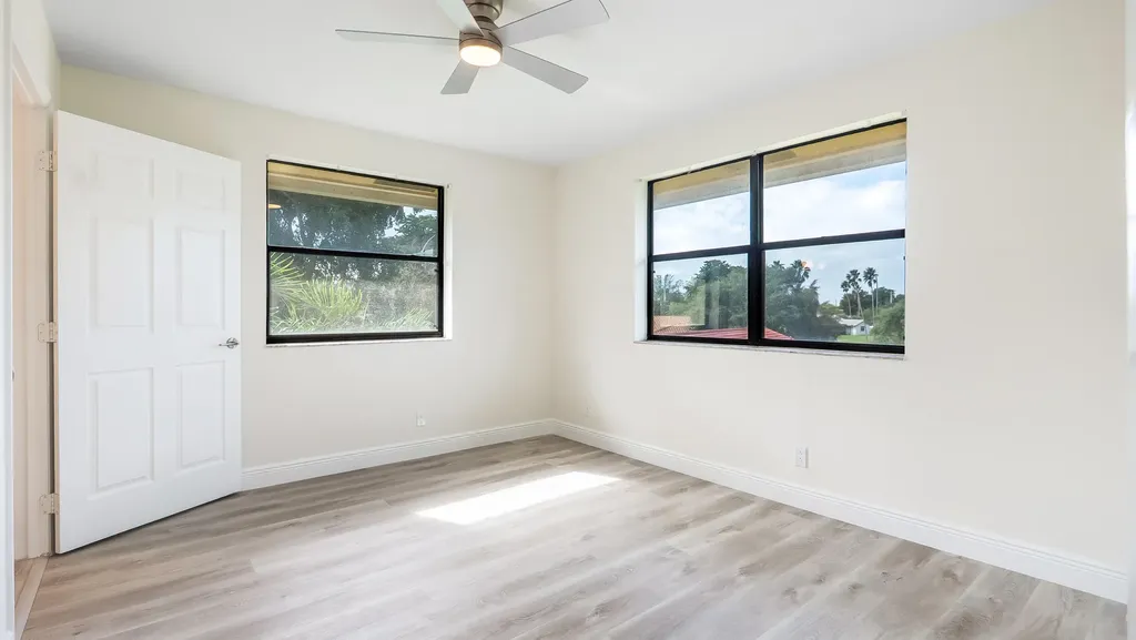 11477 NW 39th Court Coral Springs FL 33065