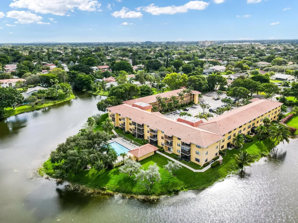11477 NW 39th Court Coral Springs FL 33065