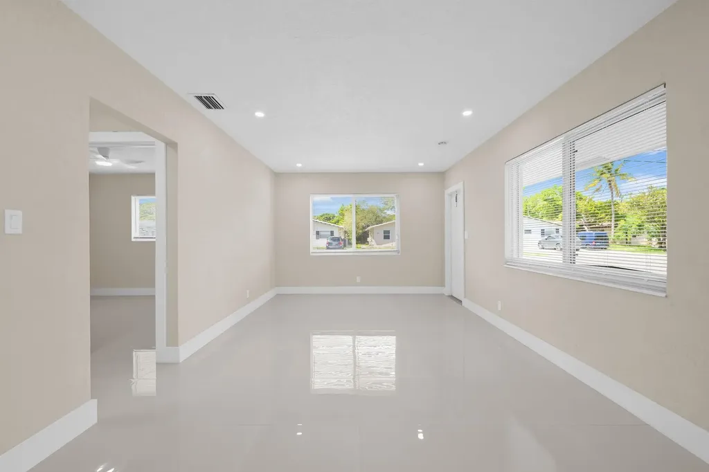 832 NE 12th Avenue Pompano Beach FL 33060
