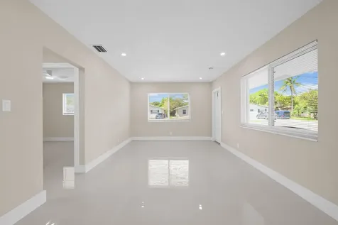 832 NE 12th Avenue Pompano Beach FL 33060