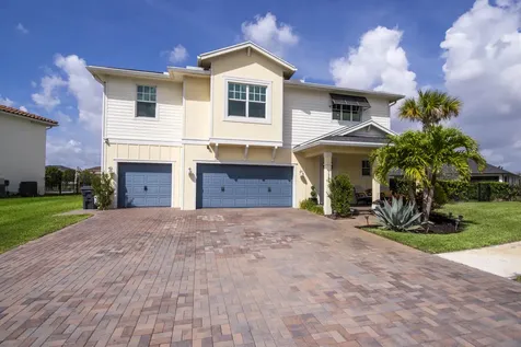 1385 Sterling Pine Place Loxahatchee FL 33470