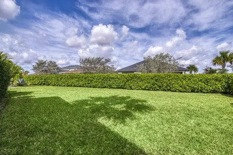 1385 Sterling Pine Place Loxahatchee FL 33470