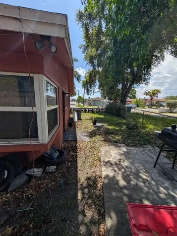 602 SW 1st Street Dania Beach FL 33004