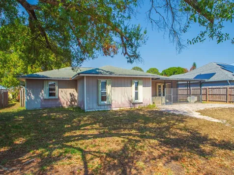 502 NW Goldcoast Avenue Port St Lucie FL 34983