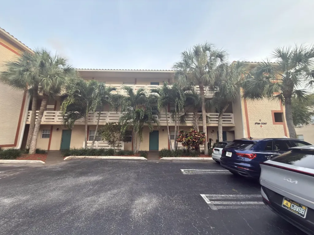 3213 NW 103rd Terrace Coral Springs FL 33065