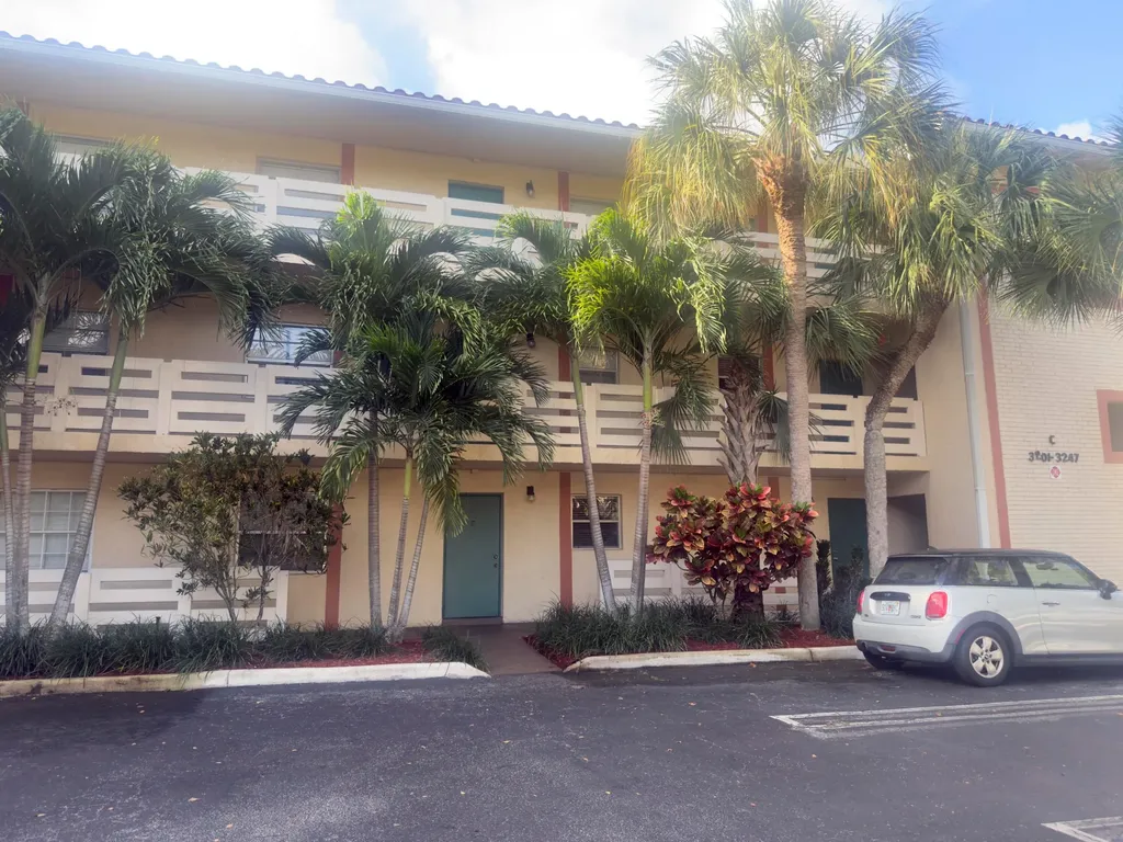 3213 NW 103rd Terrace Coral Springs FL 33065