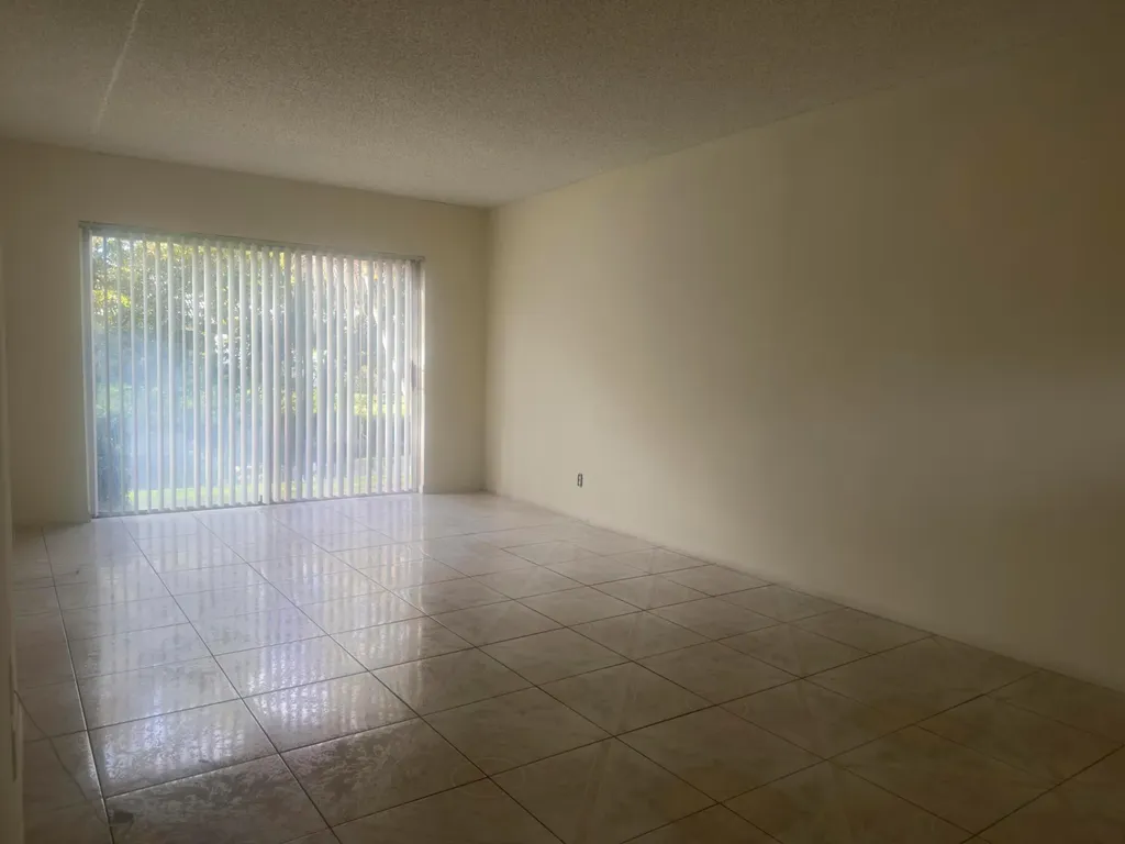 3213 NW 103rd Terrace Coral Springs FL 33065