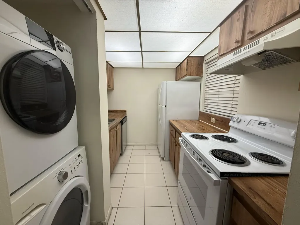 3213 NW 103rd Terrace Coral Springs FL 33065