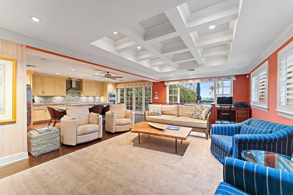 31 N Beach Road Jupiter Island FL 33455