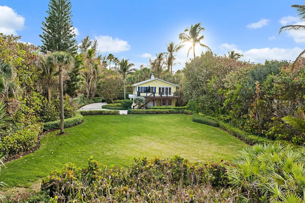 31 N Beach Road Jupiter Island FL 33455