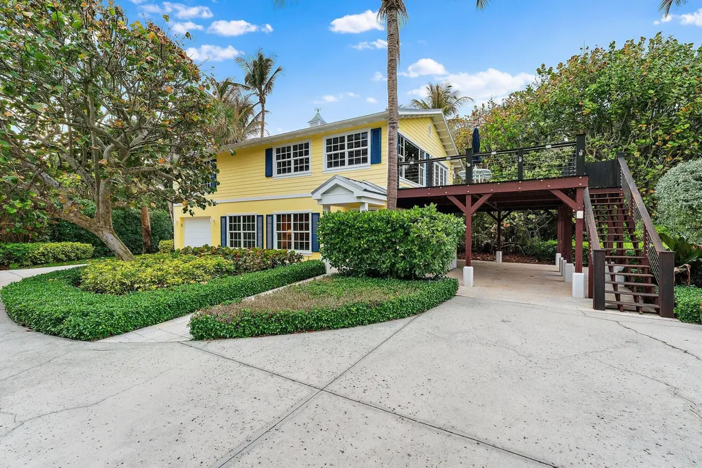 31 N Beach Road Jupiter Island FL 33455